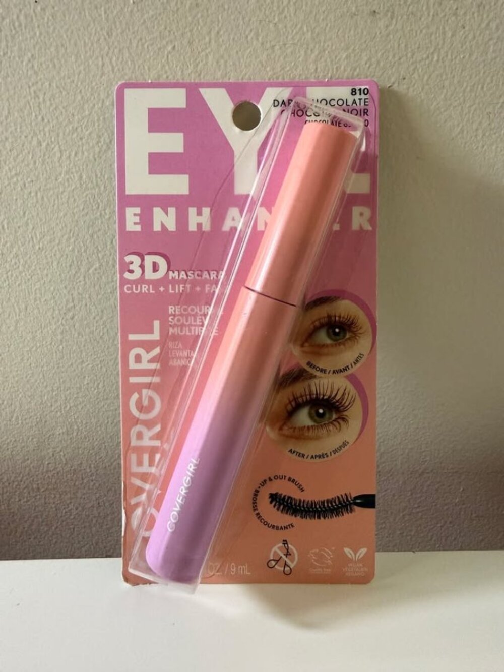 COVERGIRL Eye Enhancer, 3D Mascara, 24-Hour Wear, Transfer-Proof, Flake-Free
